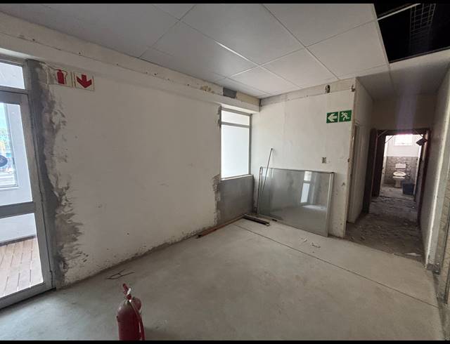 69M² OFFICE TO LET IN AUDAS ESTATE